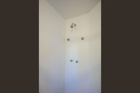 Apartamento à venda com 350m², 4 quartos e 5 vagasChuveiro do banheiro da Suíte 3