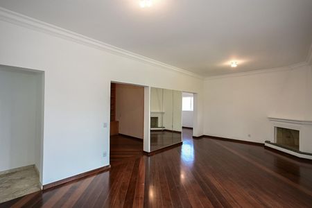 Apartamento à venda com 350m², 4 quartos e 5 vagasSala