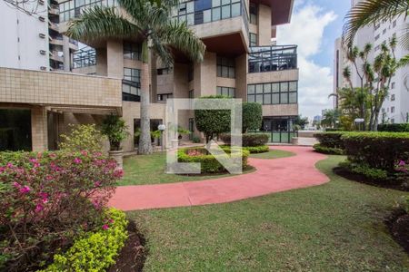 Apartamento à venda com 350m², 4 quartos e 5 vagas Apartamento à venda com 350m², 4 quartos e 5 vagasJardim