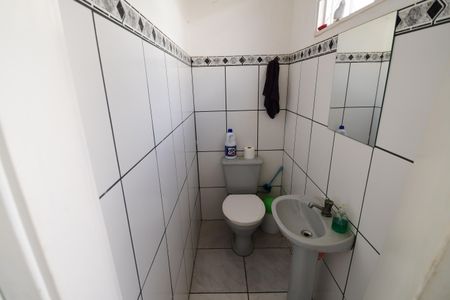 Casa à venda com 150m², 3 quartos e 2 vagasBanheiro