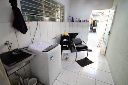 Casa à venda com 150m², 3 quartos e 2 vagasÁrea de Serviço