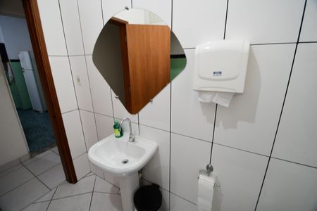 Casa à venda com 150m², 3 quartos e 2 vagasBanheiro