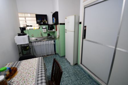 Casa à venda com 150m², 3 quartos e 2 vagasCozinha