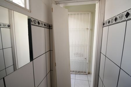 Casa à venda com 150m², 3 quartos e 2 vagasBanheiro