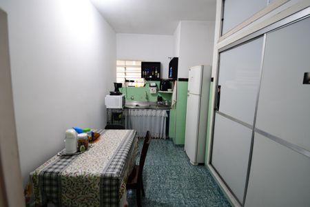 Casa à venda com 150m², 3 quartos e 2 vagasCozinha