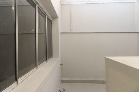 Jardim de Inverno  de casa para alugar com 2 quartos, 70m² em Penha de França, São Paulo