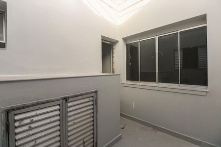 Jardim de Inverno  de casa para alugar com 2 quartos, 70m² em Penha de França, São Paulo