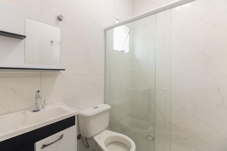 Banheiro  de casa para alugar com 2 quartos, 70m² em Penha de França, São Paulo