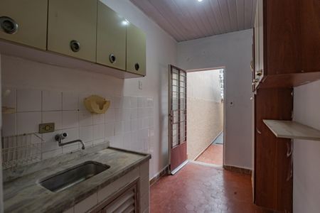 Casa à venda com 129m², 2 quartos e 1 vaga Casa à venda com 129m², 2 quartos e 1 vagaCozinha da Edicula