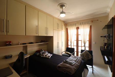 Casa à venda com 4 quartos, 208m² em Parque Sao Domingos, São Paulo