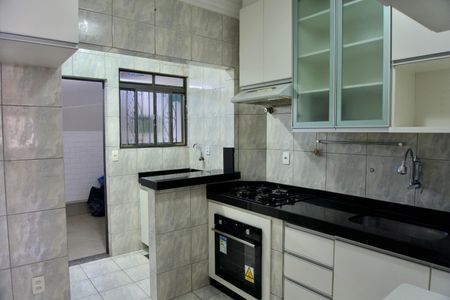 Apartamento à venda com 100m², 2 quartos e 1 vaga Apartamento à venda com 100m², 2 quartos e 1 vagaCozinha