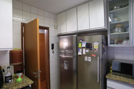 Apartamento à venda com 260m², 4 quartos e 4 vagas Apartamento à venda com 260m², 4 quartos e 4 vagasCozinha