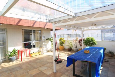 Apartamento à venda com 260m², 4 quartos e 4 vagas Apartamento à venda com 260m², 4 quartos e 4 vagasCobertura