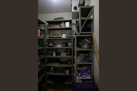 Apartamento à venda com 260m², 4 quartos e 4 vagas Apartamento à venda com 260m², 4 quartos e 4 vagasQuarto de Serviço