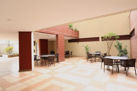 Apartamento à venda com 260m², 4 quartos e 4 vagas Apartamento à venda com 260m², 4 quartos e 4 vagasÁrea comum