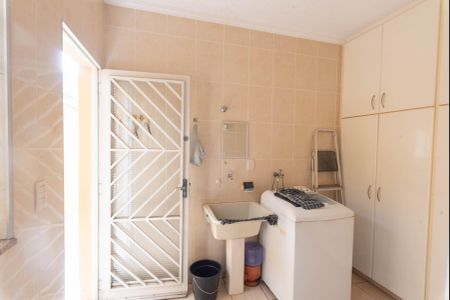 Casa à venda com 146m², 3 quartos e 4 vagasÁrea de Serviço