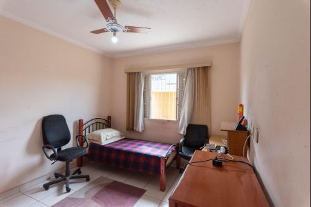 Casa à venda com 146m², 3 quartos e 4 vagasQuarto 1