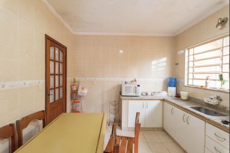 Casa à venda com 146m², 3 quartos e 4 vagasCozinha