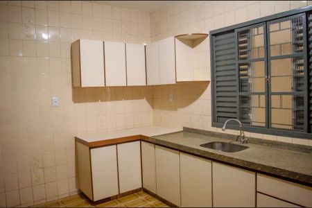 Casa para alugar com 450m², 6 quartos e 6 vagas