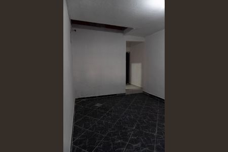 Casa para alugar com 32m², 1 quarto e sem vaga Casa para alugar com 32m², 1 quarto e sem vagaSala