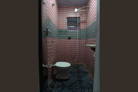 Casa para alugar com 32m², 1 quarto e sem vaga Casa para alugar com 32m², 1 quarto e sem vagaBanheiro