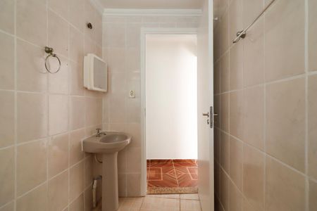 Casa para alugar com 50m², 2 quartos e sem vaga Casa para alugar com 50m², 2 quartos e sem vagaBanheiro