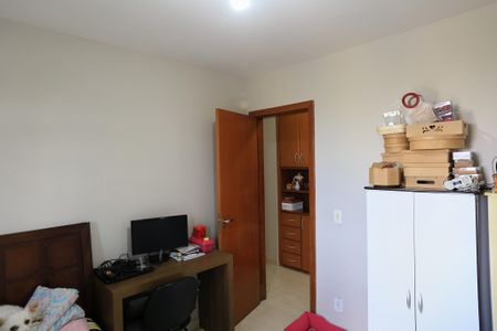 Apartamento para alugar com 68m², 2 quartos e 2 vagas Apartamento para alugar com 68m², 2 quartos e 2 vagasQuarto