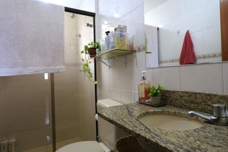 Apartamento para alugar com 68m², 2 quartos e 2 vagas Apartamento para alugar com 68m², 2 quartos e 2 vagasBanheiro da Suíte