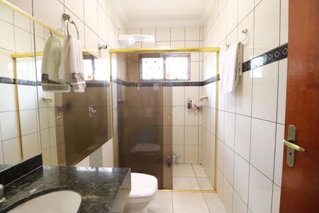 Casa para alugar com 250m², 4 quartos e 3 vagasbanheiro suíte