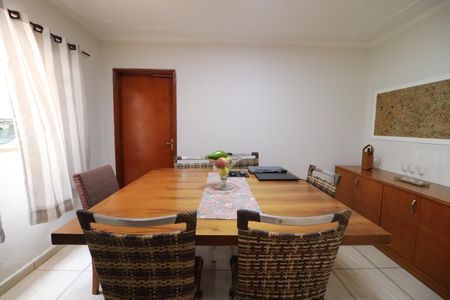 Casa para alugar com 250m², 4 quartos e 3 vagascozinha