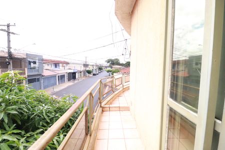 Casa para alugar com 250m², 4 quartos e 3 vagasvaranda