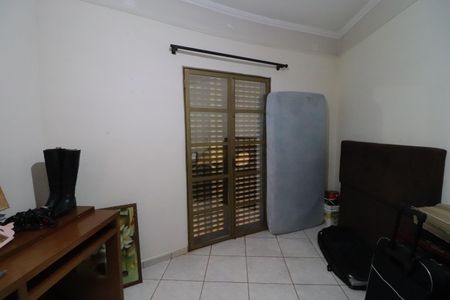 Casa para alugar com 250m², 4 quartos e 3 vagasquarto 1