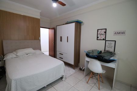 Casa para alugar com 250m², 4 quartos e 3 vagasquarto 3