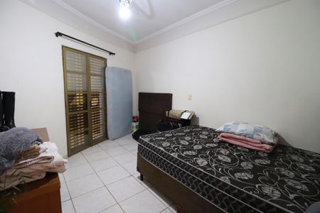 Casa para alugar com 250m², 4 quartos e 3 vagasquarto 1