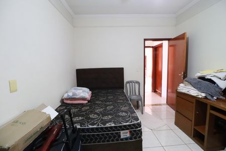 Casa para alugar com 250m², 4 quartos e 3 vagasquarto 1