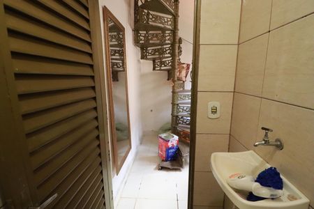 Casa para alugar com 250m², 4 quartos e 3 vagasBanheiro de serviço
