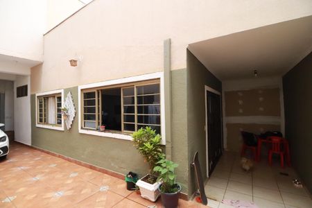 Casa para alugar com 250m², 4 quartos e 3 vagasÁrea de Serviço