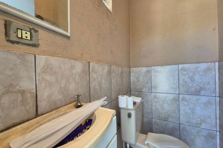 Casa à venda com 188m², 4 quartos e 5 vagas Casa à venda com 188m², 4 quartos e 5 vagasBanheiro de Serviço