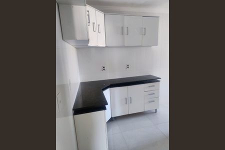 Apartamento para alugar com 65m², 2 quartos e 1 vaga Apartamento para alugar com 65m², 2 quartos e 1 vagaCozinha