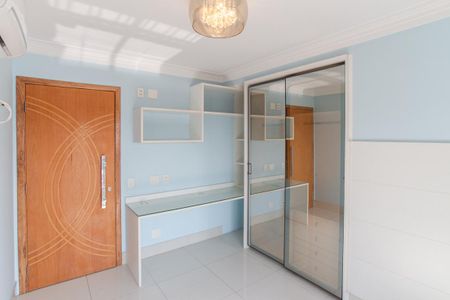 Apartamento à venda com 250m², 4 quartos e 4 vagasSuíte 1