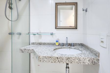 Apartamento para alugar com 155m², 3 quartos e 1 vaga Apartamento para alugar com 155m², 3 quartos e 1 vagaBanheiro Social