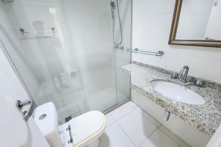 Apartamento para alugar com 155m², 3 quartos e 2 vagasBanheiro Social 
