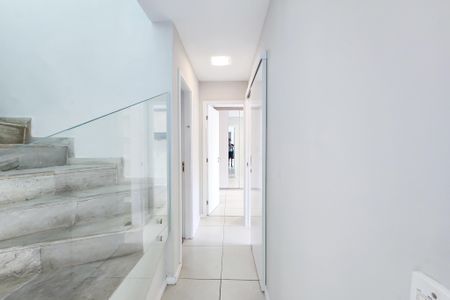 Apartamento para alugar com 155m², 3 quartos e 1 vaga Apartamento para alugar com 155m², 3 quartos e 1 vagaCorredor