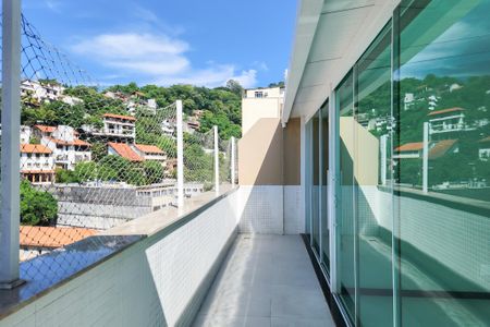 Apartamento para alugar com 155m², 3 quartos e 2 vagasQuintal 