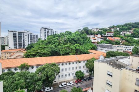 Apartamento para alugar com 155m², 3 quartos e 1 vaga Apartamento para alugar com 155m², 3 quartos e 1 vagaVista da Varanda