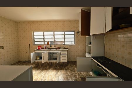 Casa à venda com 3 quartos, 325m² em Jardim Messina, Jundiaí