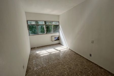 Apartamento para alugar com 91m², 2 quartos e 2 vagas Apartamento para alugar com 91m², 2 quartos e 2 vagasQuarto 2