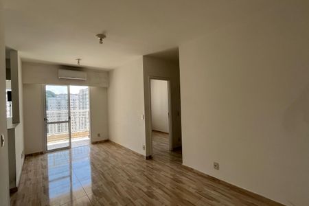 Apartamento para alugar com 64m², 2 quartos e 1 vaga Apartamento para alugar com 64m², 2 quartos e 1 vagaSala