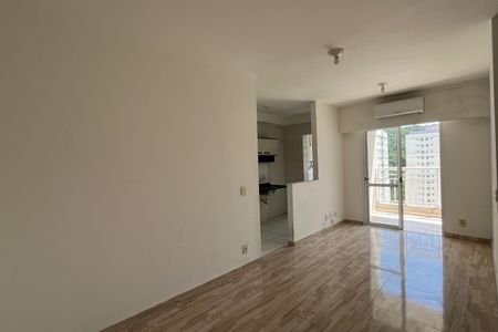 Apartamento para alugar com 64m², 2 quartos e 1 vaga Apartamento para alugar com 64m², 2 quartos e 1 vagaSala