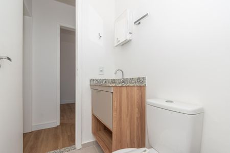Apartamento para alugar com 55m², 2 quartos e 1 vaga Apartamento para alugar com 55m², 2 quartos e 1 vagaBanheiro Corredor